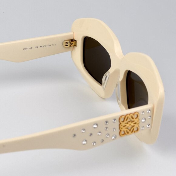 Loewe ANAGRAM LW4114IS Sunglasses – Crystal Studs Ivory Frame| Model LW4114IS 25 - Picture 8 of 13